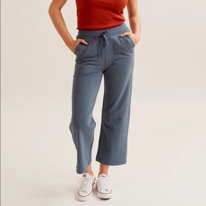 Kotn dusty blue culotte sweatpants